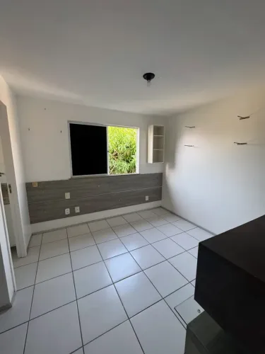 casa em condominio fechado a 500m2 da litorânea