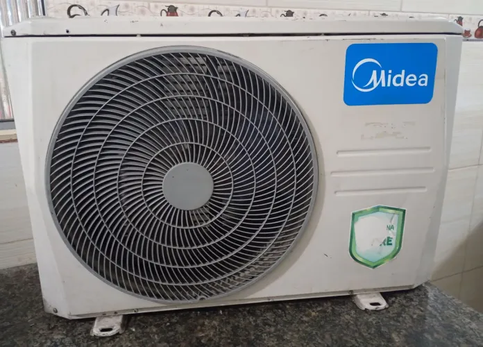 Condensadora Midea 9000 BTUs Para Ar Condicionado