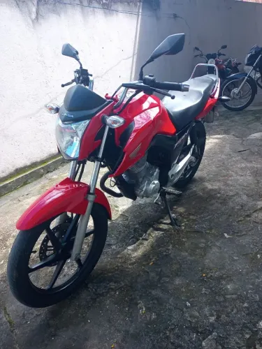 Fan 160 vermelha