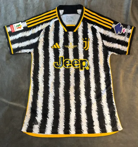 Camisa Juventus 2024 - De jogo - Danilo
