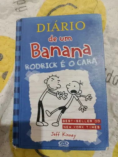 Livros diário de um banana do 2 ao 5 faço troca em algo em que me interesse