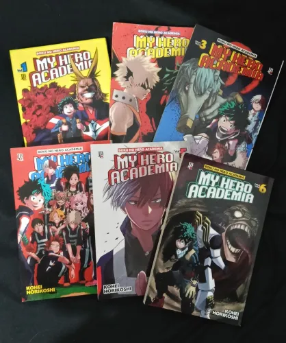 Mangá My Hero Academia, volumes 1 ao 6 públicados pela editora JBC em português