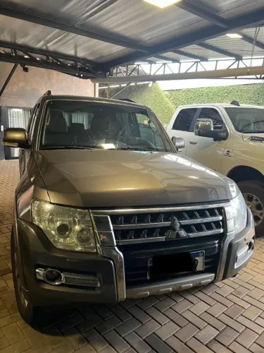 Mitsubishi Pajero HPE Full 3.2 4X4 T.i.dies. 5P AUT 2016