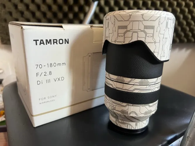 Tamron 70 180 f2.8 E mount