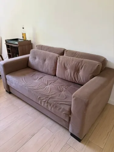 Sofá-cama semi novo!
