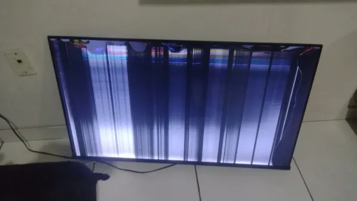 Tv SmartTochiba ,Com defeito