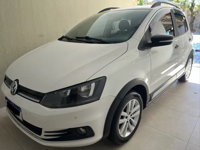 Volkswagen Fox Track 1.0 Flex 12V 5P 2016