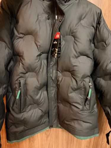 Jaqueta THE NORTH FACE LANÇAMENTO ? IMPERMEÁVEL 