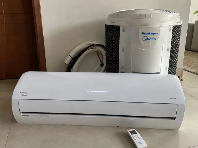 Ar-Condicionado Springer Midea Inverter 18.000 BTUs Wi-Fi 220V