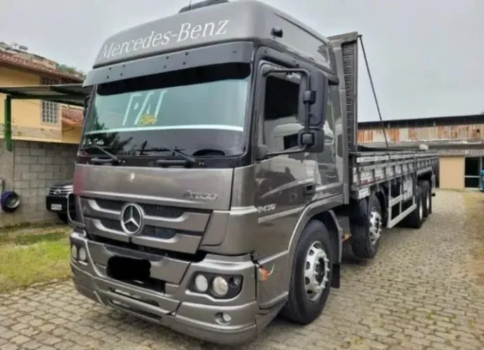 Atego 2430 bitruck carroceria 2019