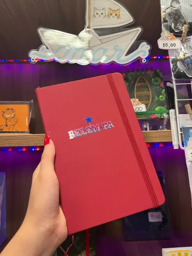 Caderno de brochura vermelho