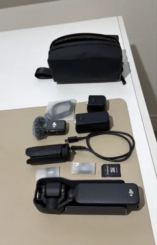 Câmera DJI Osmo Pocket 3 Combo