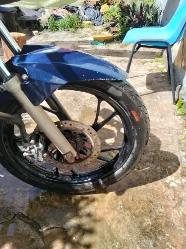 Vendo calha da 160 aro 18 original Honda. Ler a legenda 