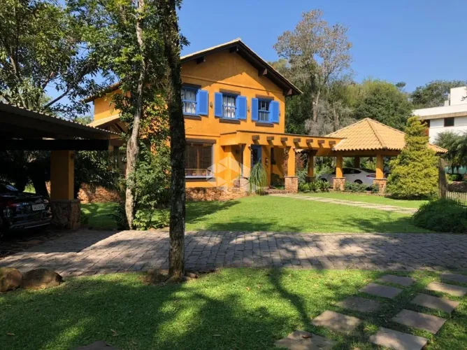 CASA NO CONDOMÍNIO RESERVA DOS PÁSSAROS ALTO PADRÃO