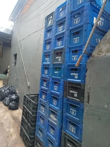 Vendo 30 caixas barrigudinha 1000,00