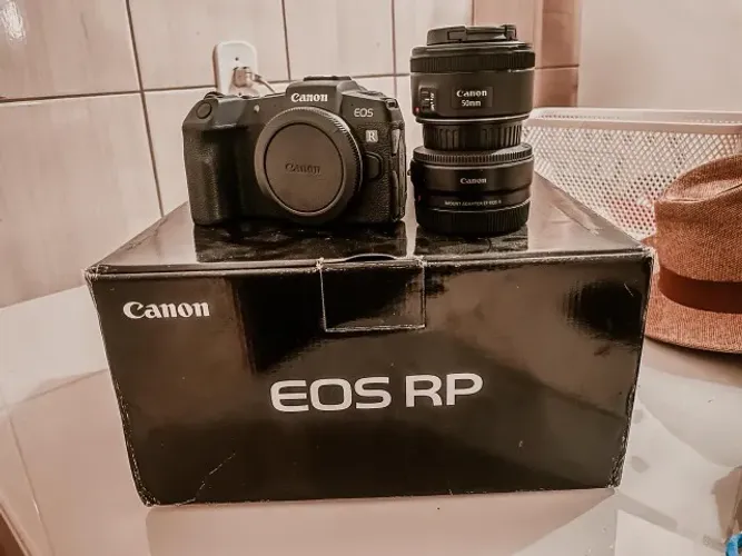 Câmera Mirrorless Full Frame Canon EOS RP + Lente + Adaptador Original