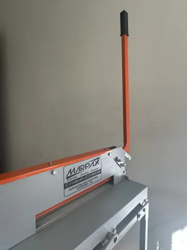 Guilhotina Semi Industrial 34cm 300fls Gex-340 C/Mesa Marpax