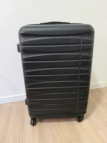 Mala De Viagem 32 Kg Polipropileno 4 Rodas Preta