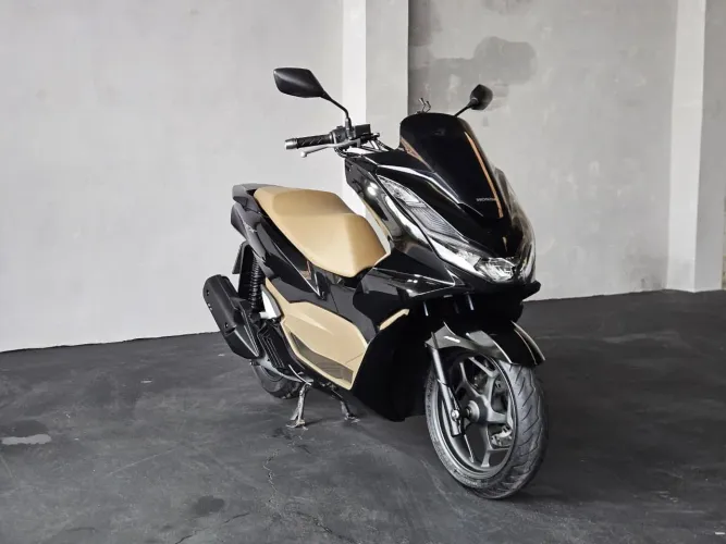 Honda PCX 160 DLX