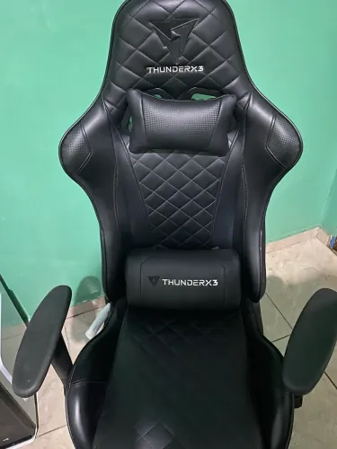 Cadeira Gamer ThunderX3 TGC12 Profissional, Até 120kg, Com Almofadas, Reclinável