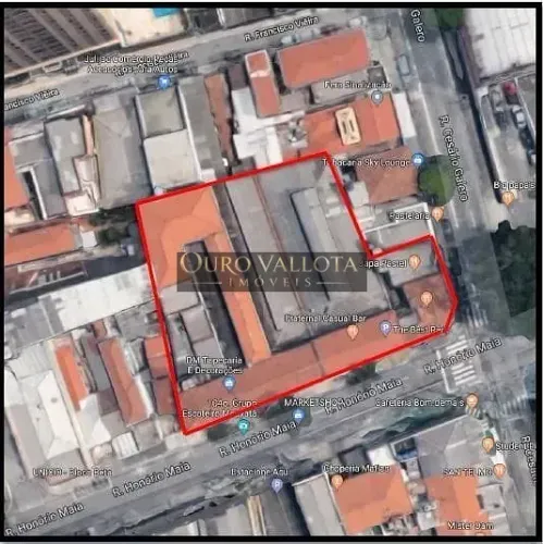 Terreno de Esquina com 1.900m²
