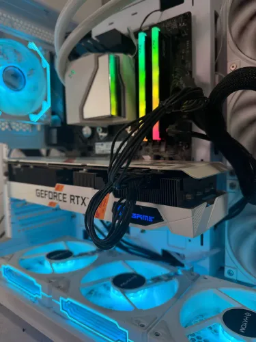 Placa de vídeo NVIDIA Geforce RTX 3060 12GB Branca