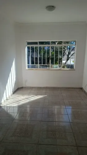 Imóvel para aluguel possui 85 metros quadrados com 2 quartos em Jardim Vera Cruz - São Pau