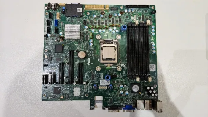 Placa Dell PowerEdge T310 com Xeon X3430 2.40GHz
