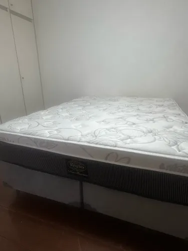 Cama Queen King Star New Maximus + 2 Baús ? Excelente Estado