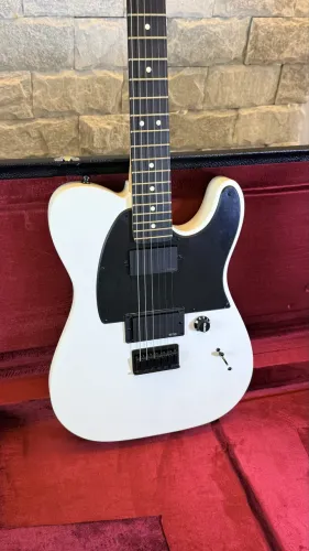 Guitarra Fender Jim Root