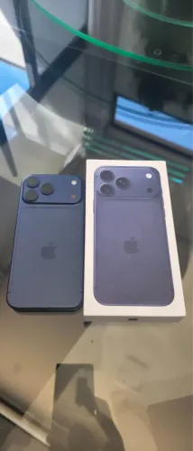 iPhone 17 Pro Max Azul 256GB - 100% 86 ciclo Garantia até mês 01/2027
