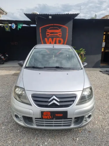 Citroen C3 GLX 1.4/ GLX Sonora 1.4 Flex 8V 5P 2012