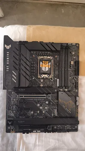 Placa Mãe Asus Z690-PLUS D4