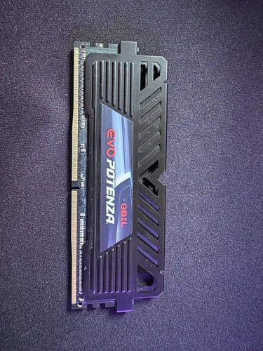 Memoria DDR4 Geil Evo Potenza 8GB 3200mhz, Black