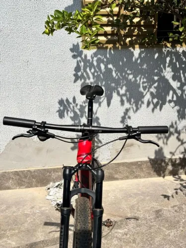 Bicicleta OGGI AGILE SPORTE CARBONO