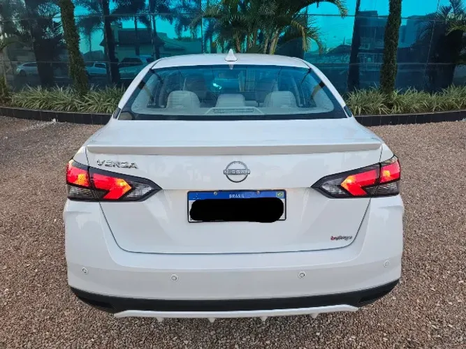 Nissan Versa Exclusive 1.6 16V Flex AUT 2024