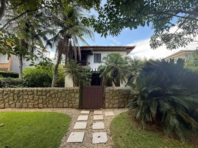 Casa para aluguel no Condominio Maramar