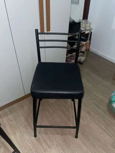 2 cadeiras novas