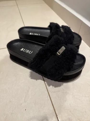 Chinelo Bubu original de pelinho 