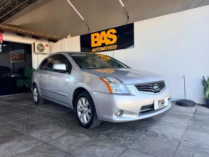 Nissan Sentra S 2.0/ 2.0 Flex Fuel 16V Aut. 2011