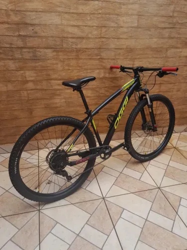 Bicicleta oggi  Hacker HDS tamanho 17 aro 29