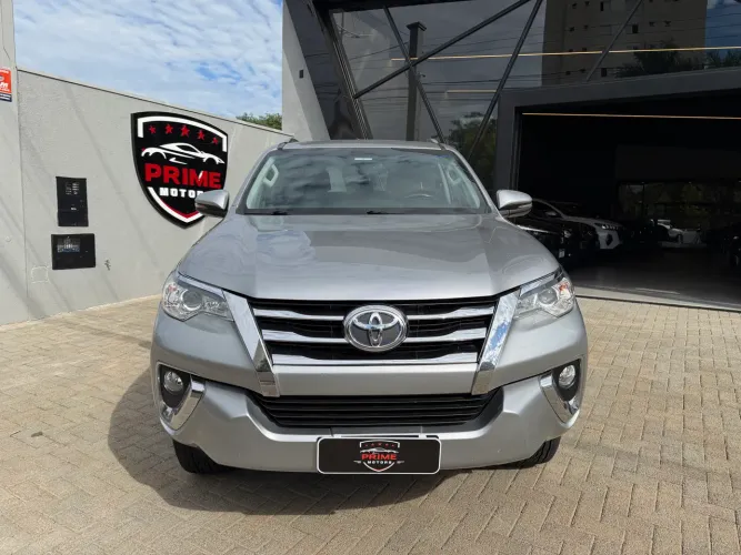 Toyota Hilux SW4 SRV 4X2 2.7 Flex 16V Aut. 2019