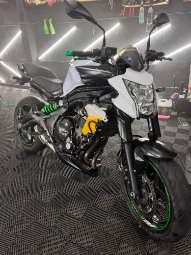 Kawasaki er6n