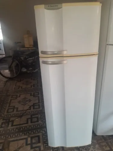 GELADEIRA ELETROLUX 110v