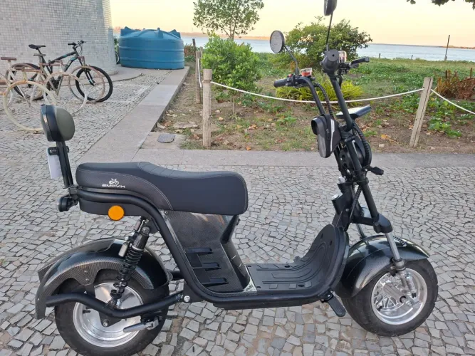 Scooter X-20 ( troco por moto)