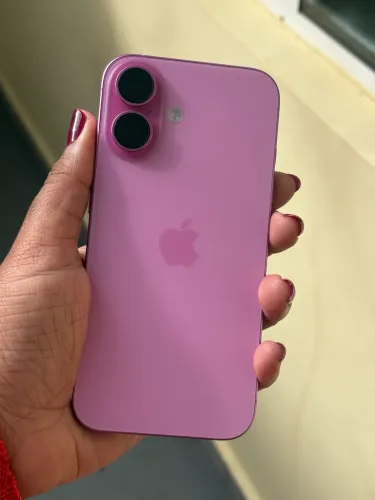 iPhone 16 Rosa 128GB (Bateria em 95%)