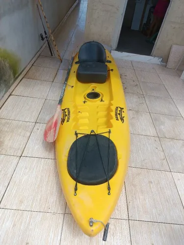 Caiaque . Pesca e lazer 
