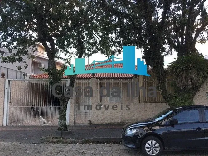 Casa comercial no Santa Mônica