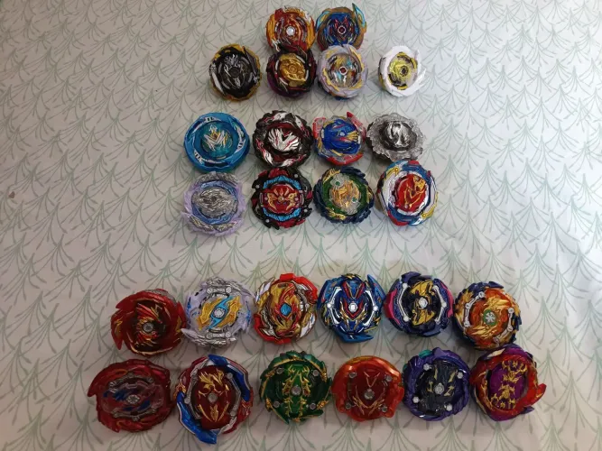 Lote de Beyblade Burst (flame)
