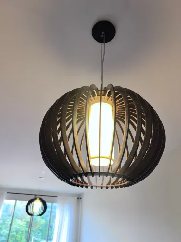 Lustre de Madeira Design Premium - Novo, Nunca Instalado - 3 Unidades Disponíveis